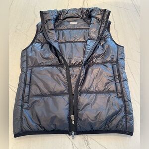 Men’s black puffer vest. 66 degrees North Iceland brand, size Large.